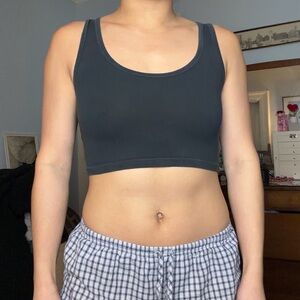 brandy melville crop top